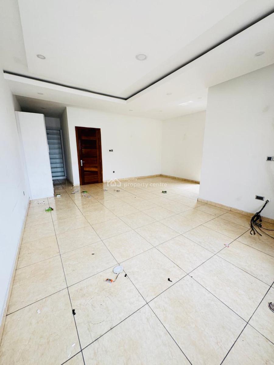 Well Built Spacious 4 Bedroom Terrace with a Bq, Right Hand Side, Lekki Phase 1, Lekki, Lagos, Terraced Duplex for Rent