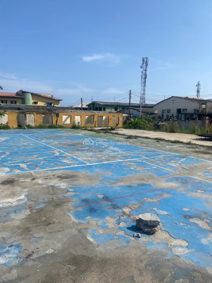 2,000sqm of Land, Directly Along Lekki-epe Express, Sangotedo, Ajah, Lagos, Mixed-use Land for Rent