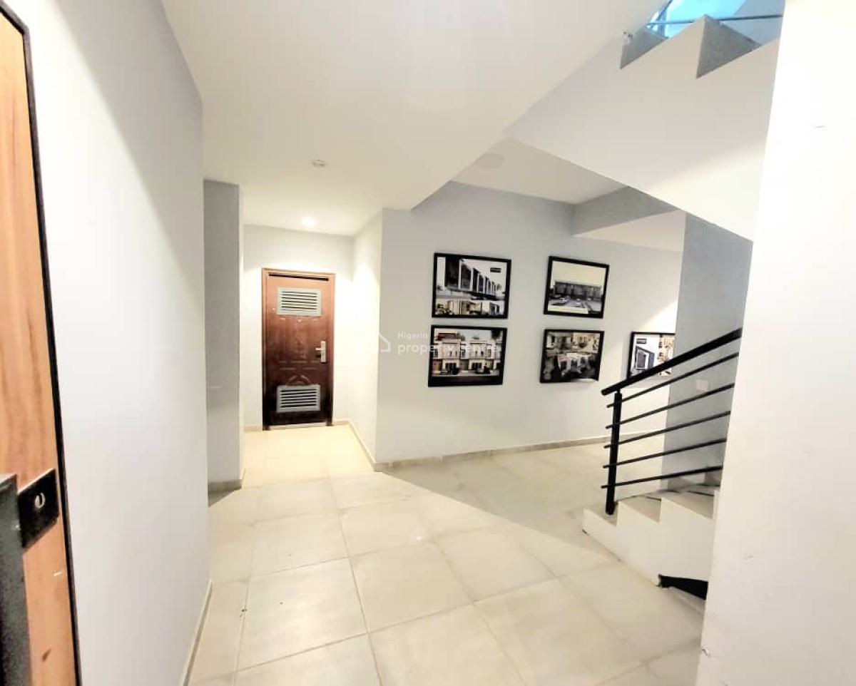 Fully Furnished 3-bedroom Maisonette Apartment with Bq,24/7 Light, Lekki Phase 1, Lekki, Lagos, Flat / Apartment for Rent