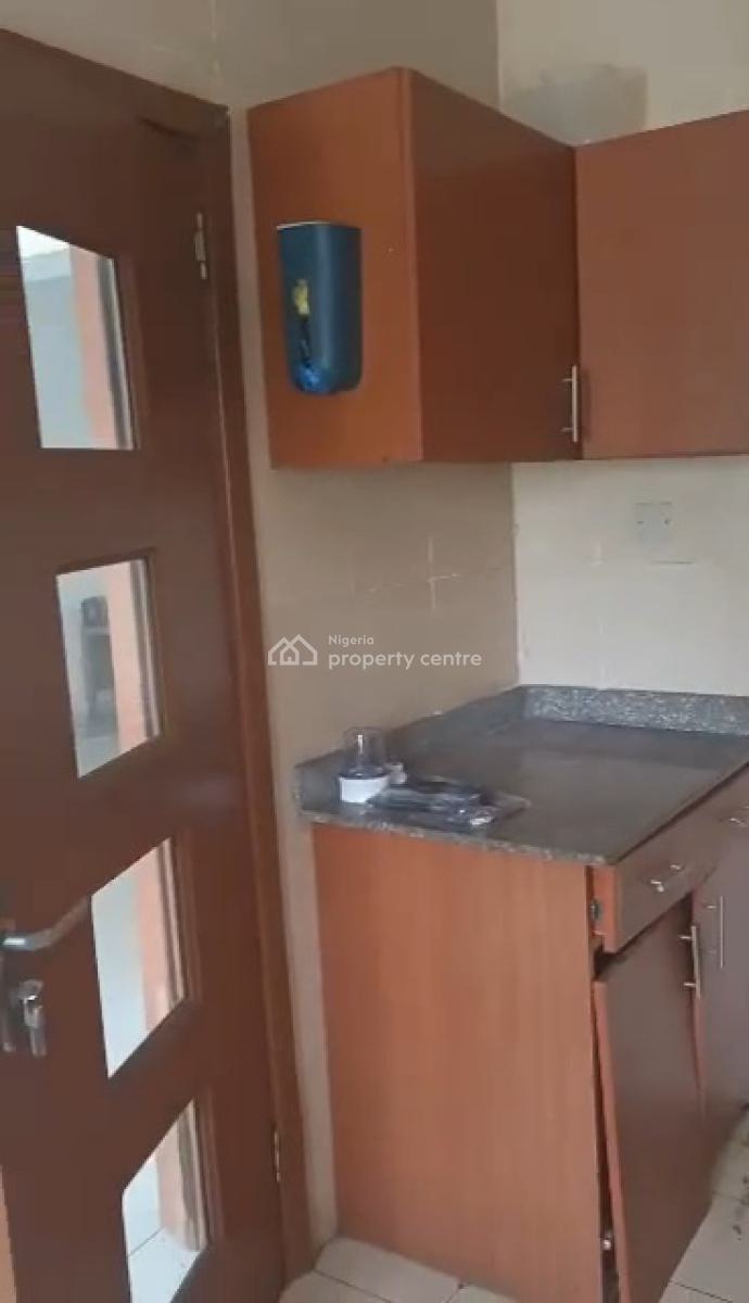 Apartment Comes As Unfurnished.  Fully Serviced 3bedroom Flat, Ikate, Ikate Elegushi, Lekki, Lagos, Flat / Apartment for Rent