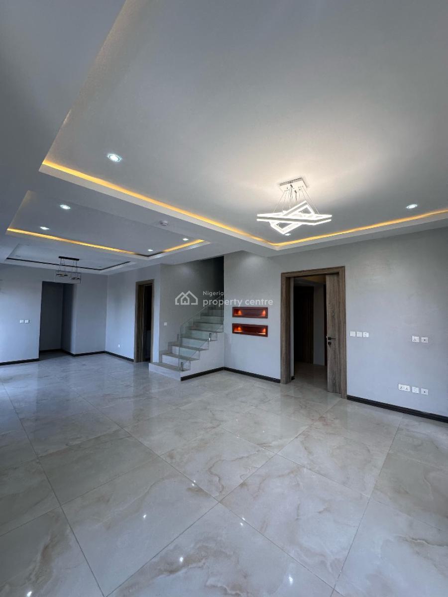 4 Bedroom Maisonette with a Swimming Pool, Lekki Phase 1, Lekki, Lagos, Detached Duplex for Rent