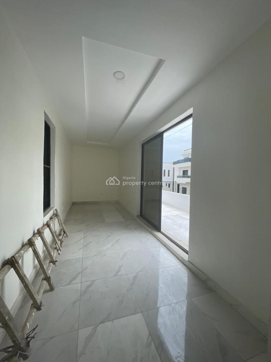 4 Bedroom Fully Detached Duplex with Bq, Estate Pool and Gym, Vgc, Lekki, Lagos, Detached Duplex for Sale