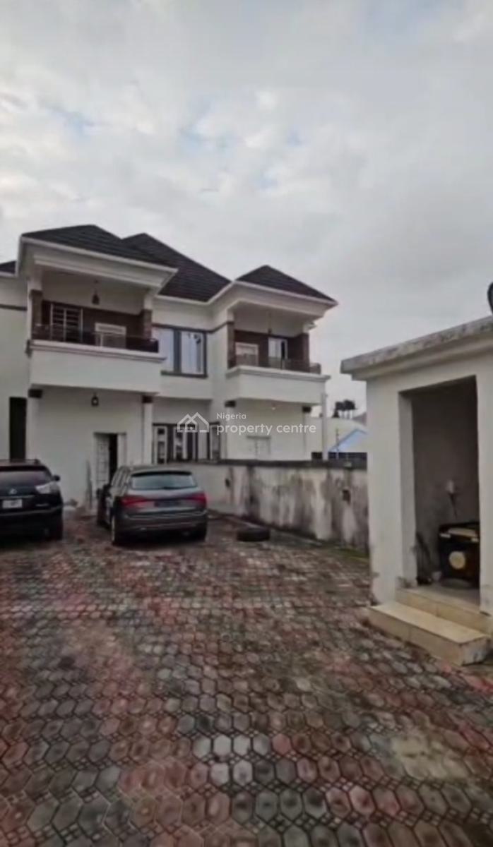 Distressed  4 Bedroom Semi Detached Duplex in Good Location, Thomas Estate, Ajah, Lagos, Semi-detached Duplex for Sale