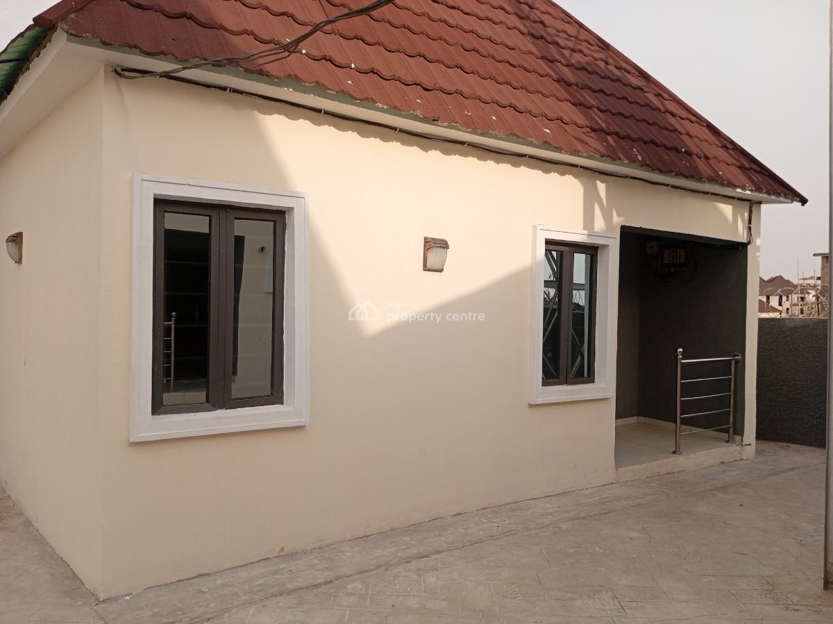Newly Built 2 Bedroom Flat, Crd, Lugbe District, Abuja, Flat / Apartment for Rent
