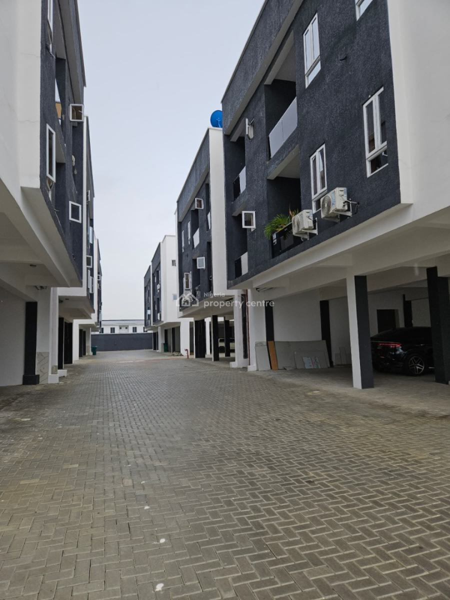 Luxury Affordable Two Bedroom Apartment Situated in a Fully Secured Estate, Ajah, Ajah, Lagos, Flat / Apartment Short Let