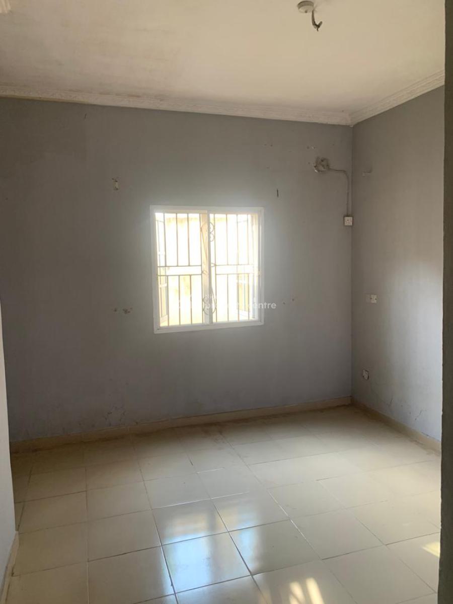 Decent 3 Bedroom Flat, Millennium Estate, Gbagada, Lagos, Flat / Apartment for Rent