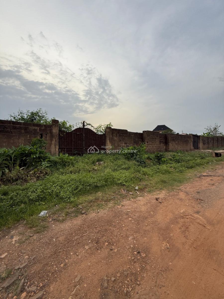 734sqm Complete Dry Land, Fenced and Gated Parcel, Babhinton Street, After Ayegoro, Akobo, Ibadan, Oyo, Residential Land for Sale
