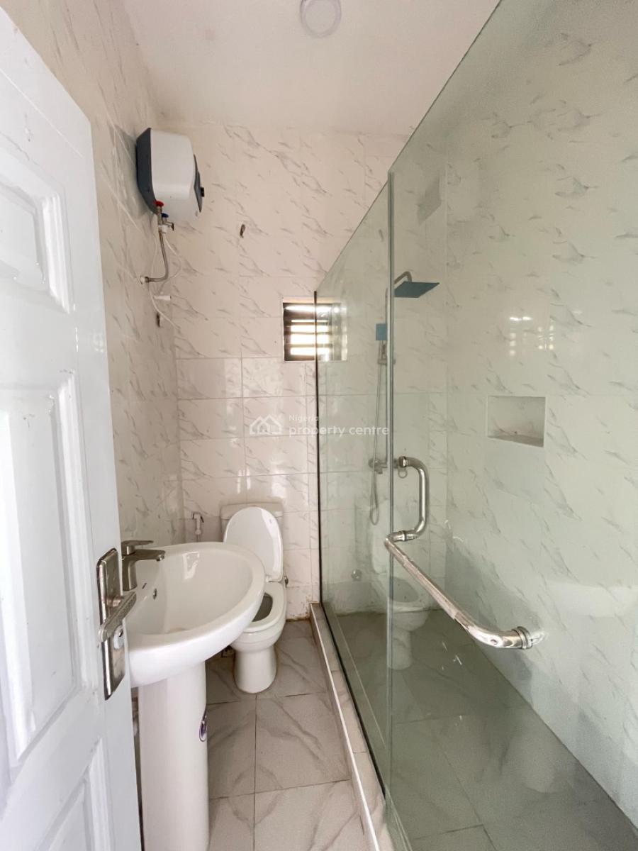 Luxury 3 Bedroom Apartment, Ikota, Lekki, Lagos, Flat / Apartment for Sale