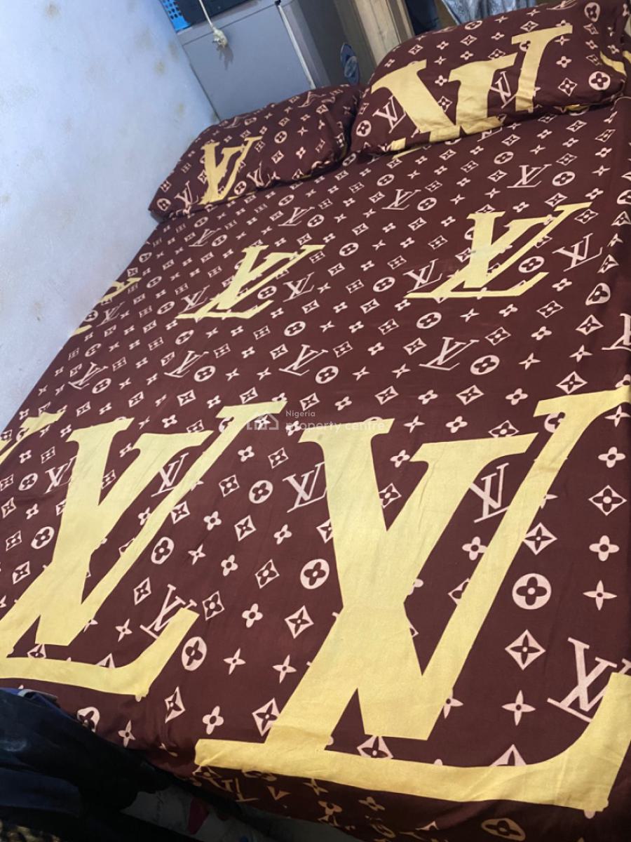 Furnished One Bedroom Need a Roommate, 70, Palace Road, Oniru, Victoria Island (vi), Lagos, Self Contain (single Rooms) for Rent