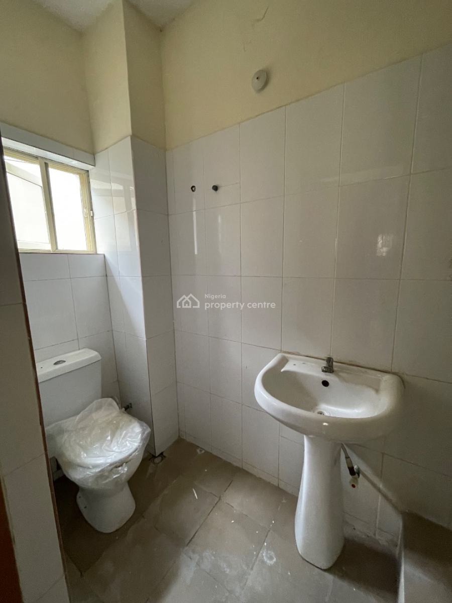 3 Bedroom Apartment in a Serene Secured Estate, Abijo Gra, Abijo, Lekki, Lagos, Flat / Apartment for Rent