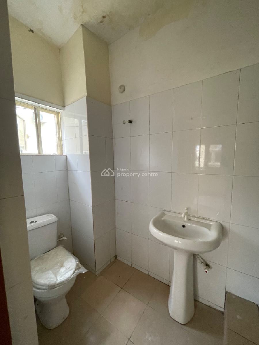 3 Bedroom Apartment in a Serene Secured Estate, Abijo Gra, Abijo, Lekki, Lagos, Flat / Apartment for Rent