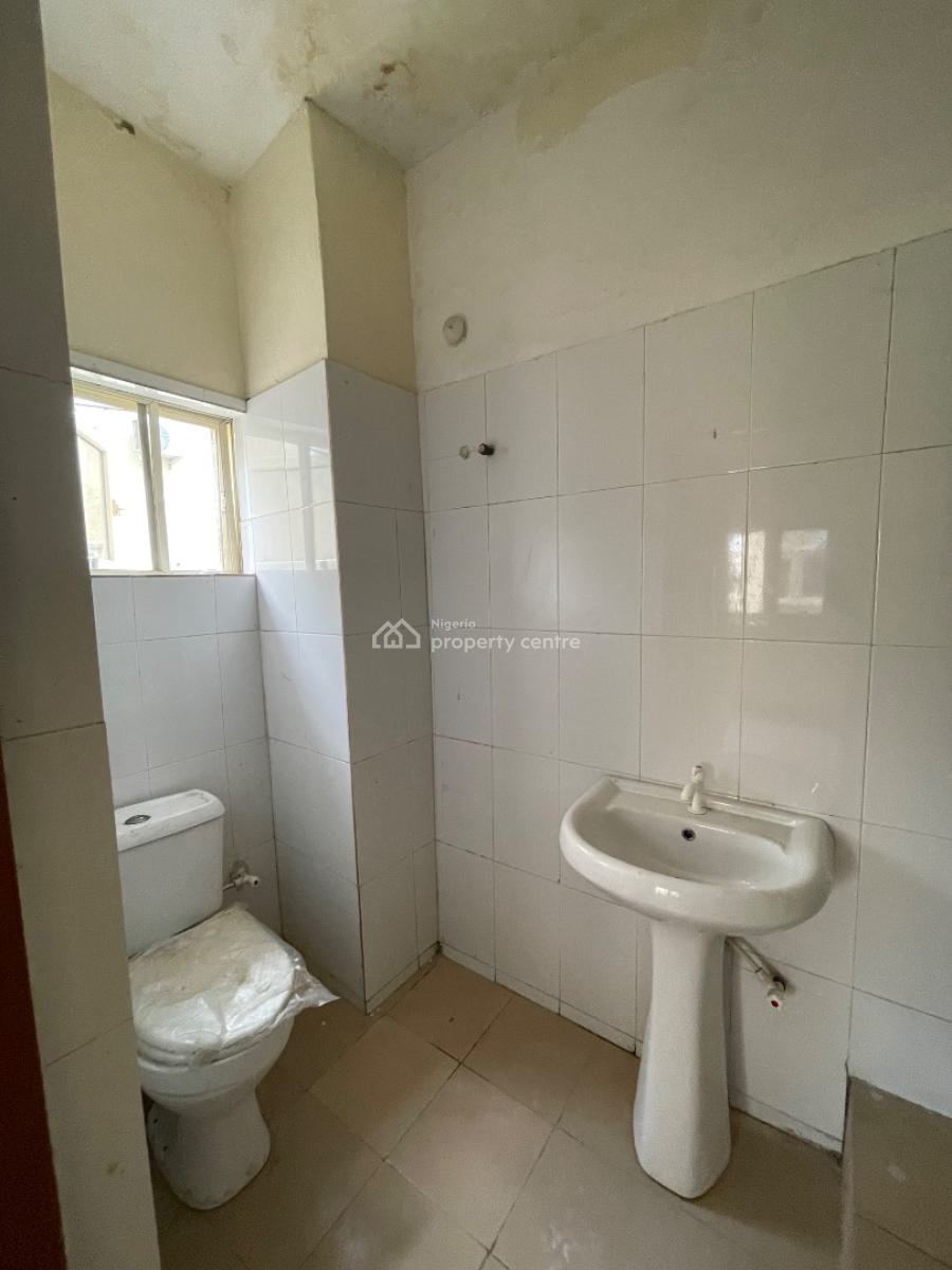 3 Bedroom Apartment in a Serene Secured Estate, Abijo Gra, Abijo, Lekki, Lagos, Flat / Apartment for Rent