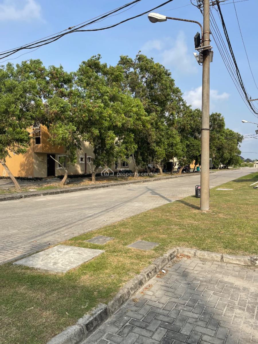 3 Bedroom Apartment in a Serene Secured Estate, Abijo Gra, Abijo, Lekki, Lagos, Flat / Apartment for Rent