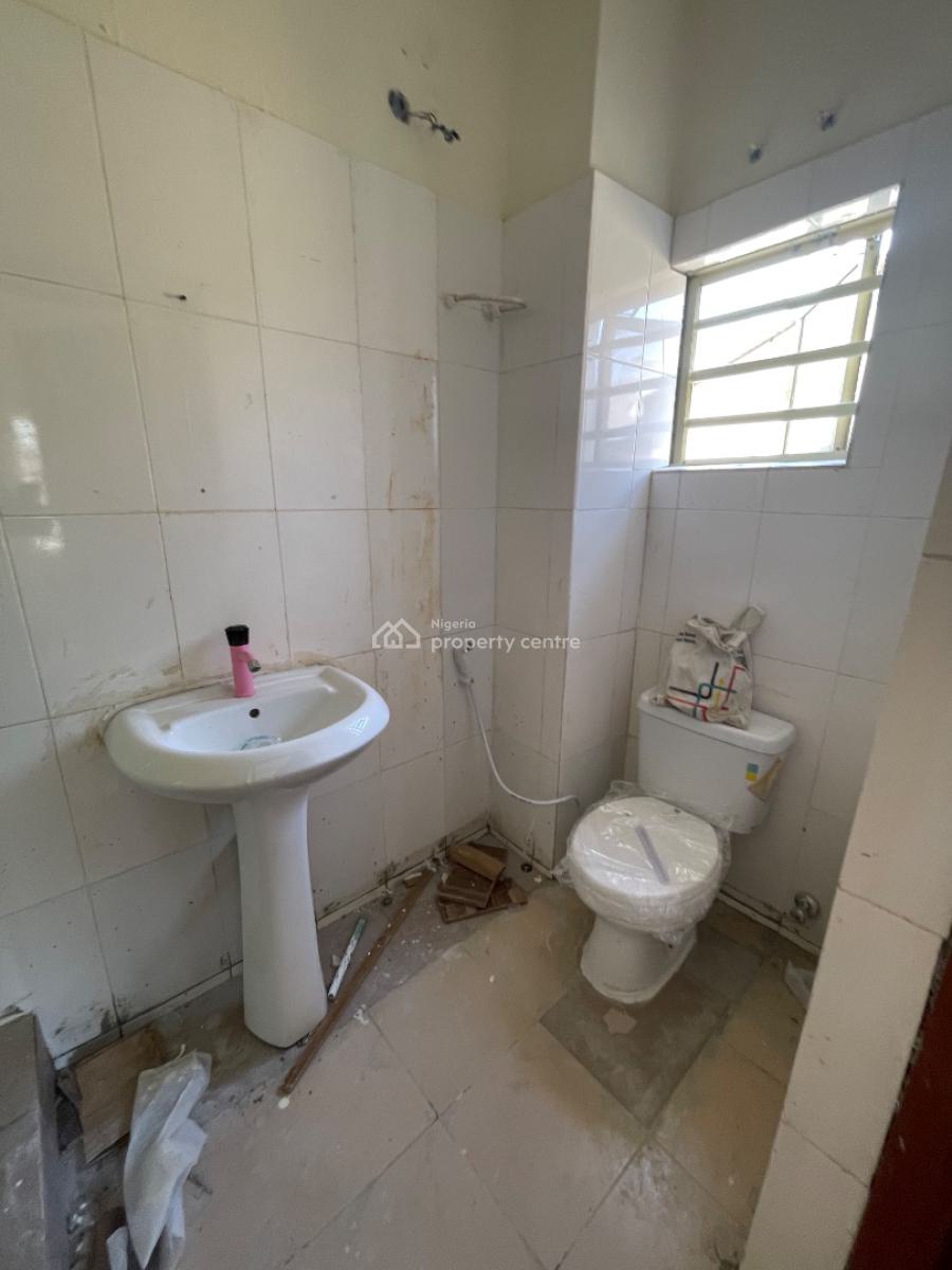 3 Bedroom Apartment in a Serene Secured Estate, Abijo Gra, Abijo, Lekki, Lagos, Flat / Apartment for Rent