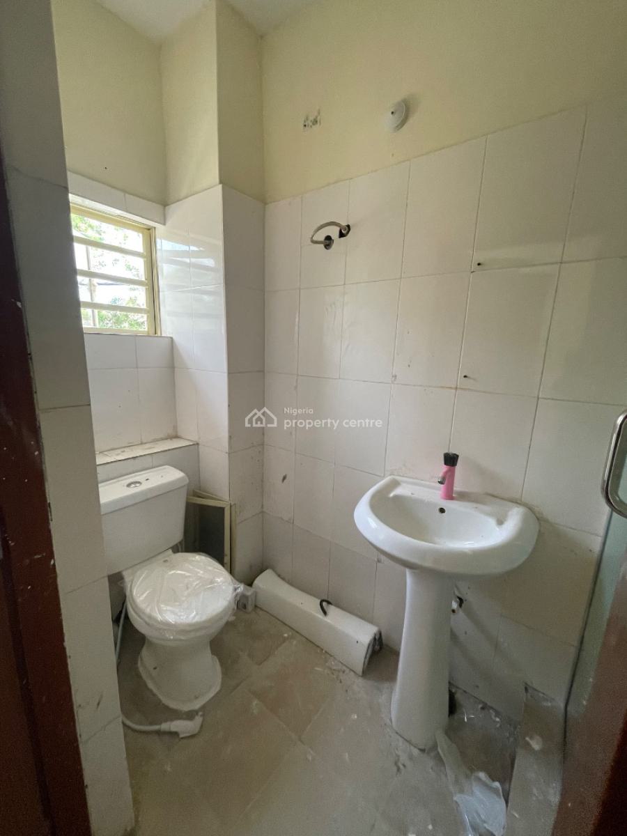 3 Bedroom Apartment in a Serene Secured Estate, Abijo Gra, Abijo, Lekki, Lagos, Flat / Apartment for Rent