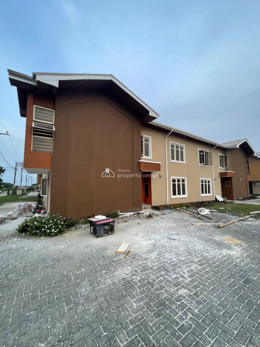 3 Bedroom Apartment in a Serene Secured Estate, Abijo Gra, Abijo, Lekki, Lagos, Flat / Apartment for Rent