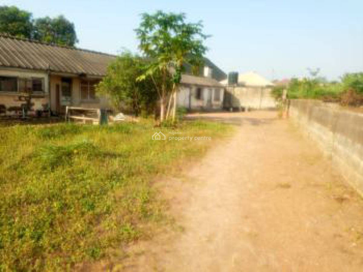 1300sqm of Mixed-use Land, Queen School Gra, Off Oluyole Extension, Ibadan, Oyo, Mixed-use Land for Sale