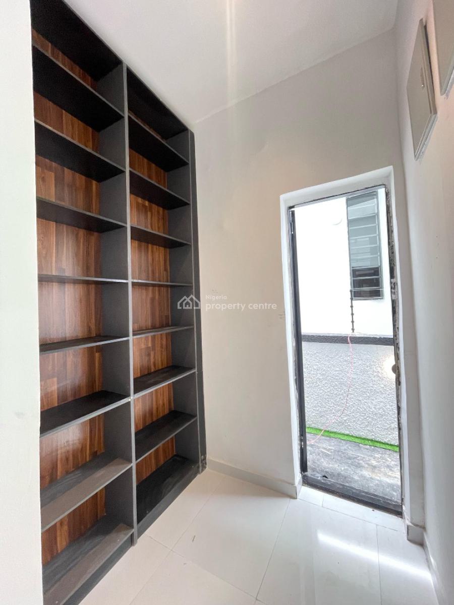 Where Grandeur Meets Grace : Signature 5-bedroom Masterpiece, Agungi, Lekki, Lagos, Detached Duplex for Sale