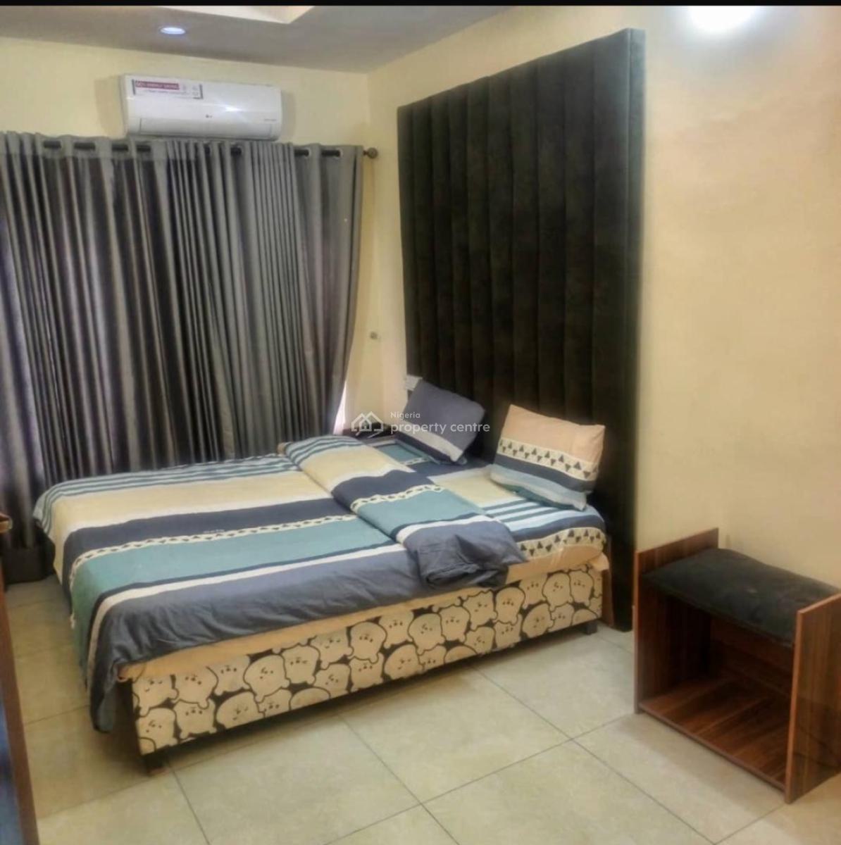 1 Bedroom Apartment, Surulere, Lagos, Mini Flat (room and Parlour) Short Let