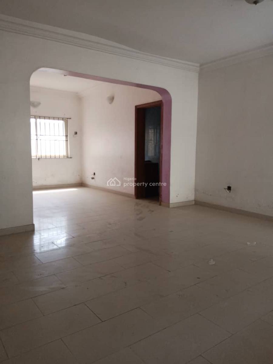 a Spacious and Newly Renovated 3 Bedroom Flats, Mobile Road, Ilaje, Ajah, Lagos, Flat / Apartment for Rent