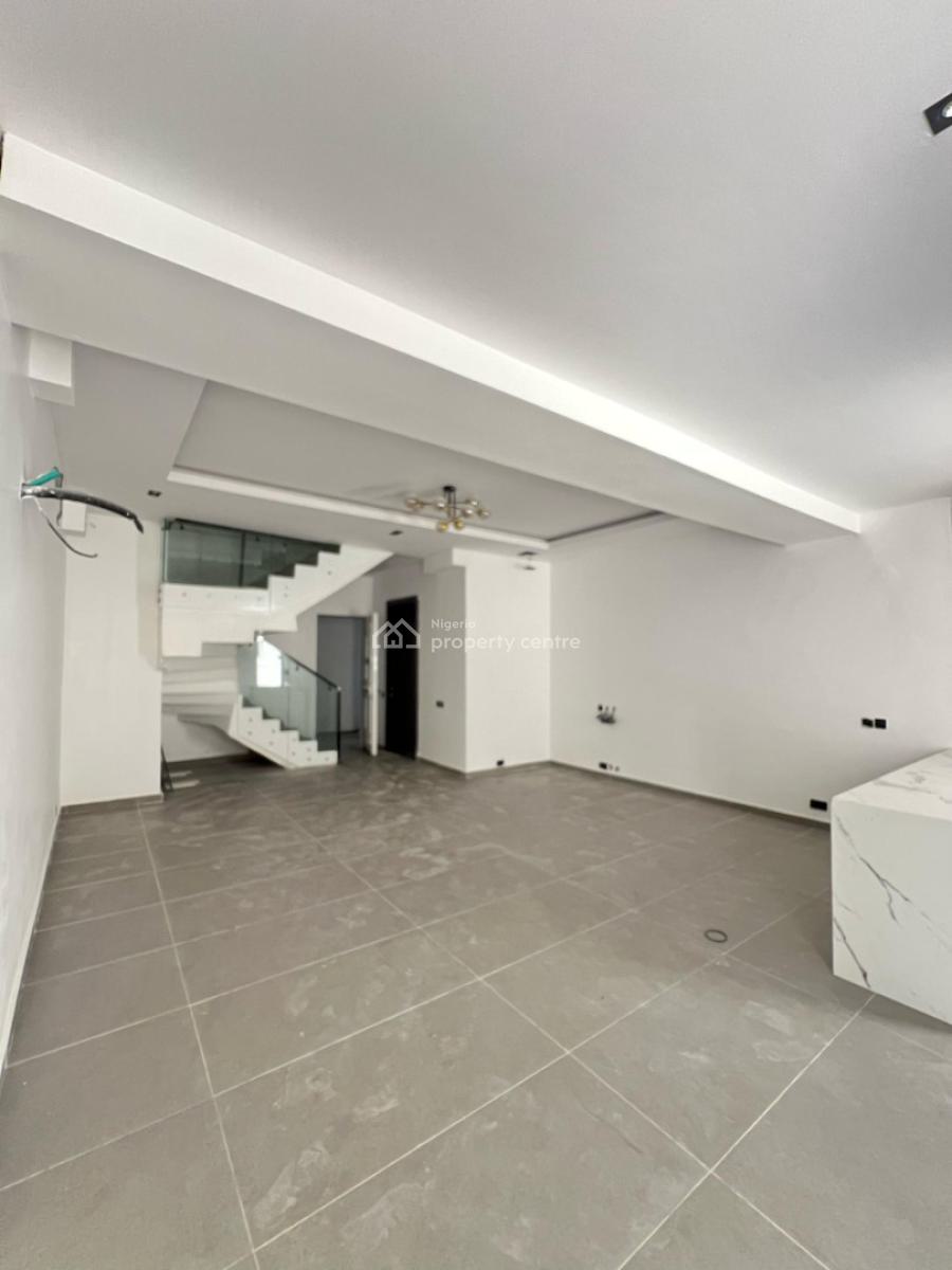 Luxury 2-bedroom Maisonette in a Prestigious Neighborhood, Ikoyi, Lagos, House for Rent