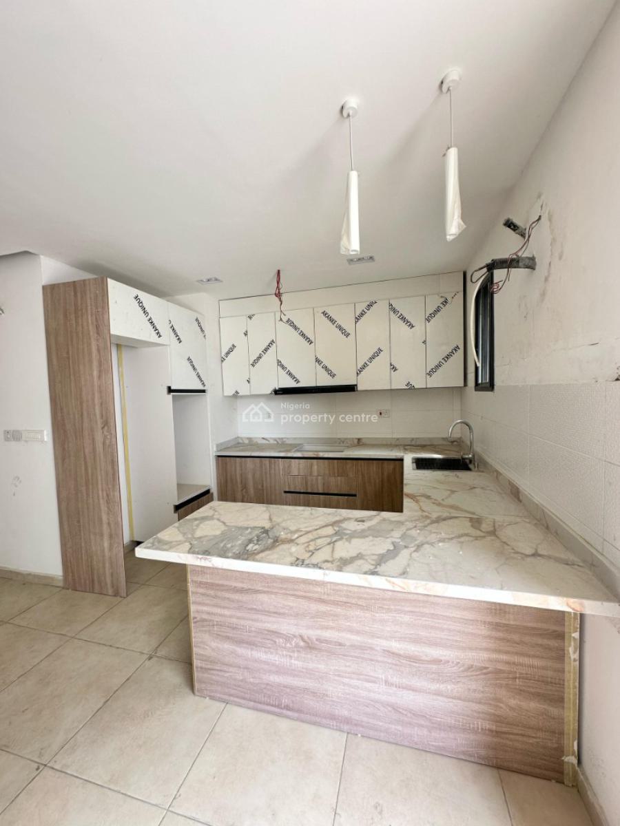 2bedroom Apartment Open Plan Kitchen with Equipped Gymand Swimmin Pool, Ologolo, Lekki, Lagos, Block of Flats for Sale