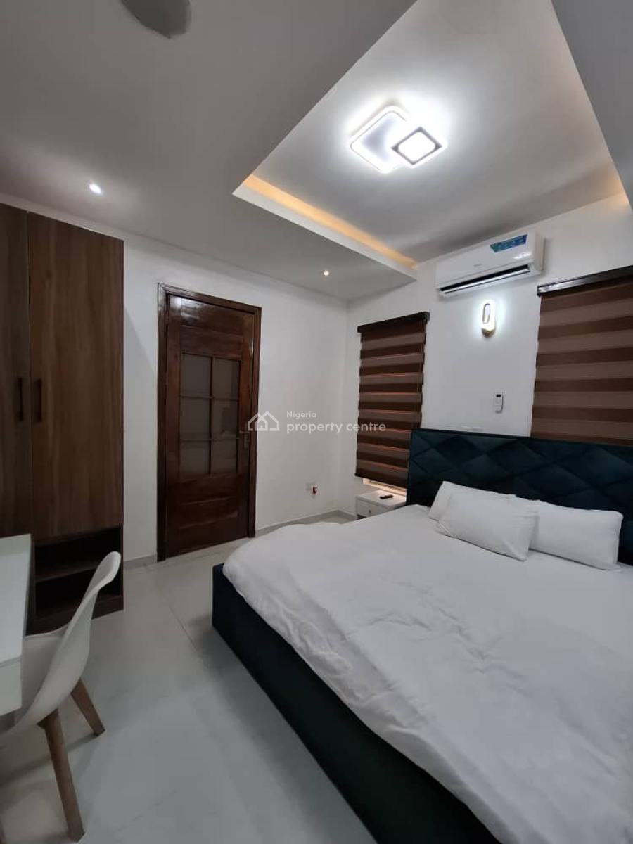 Fully Furnished and Service 3 Bedroom Apartment, Ikeja Gra, Ikeja, Lagos, Flat / Apartment for Rent