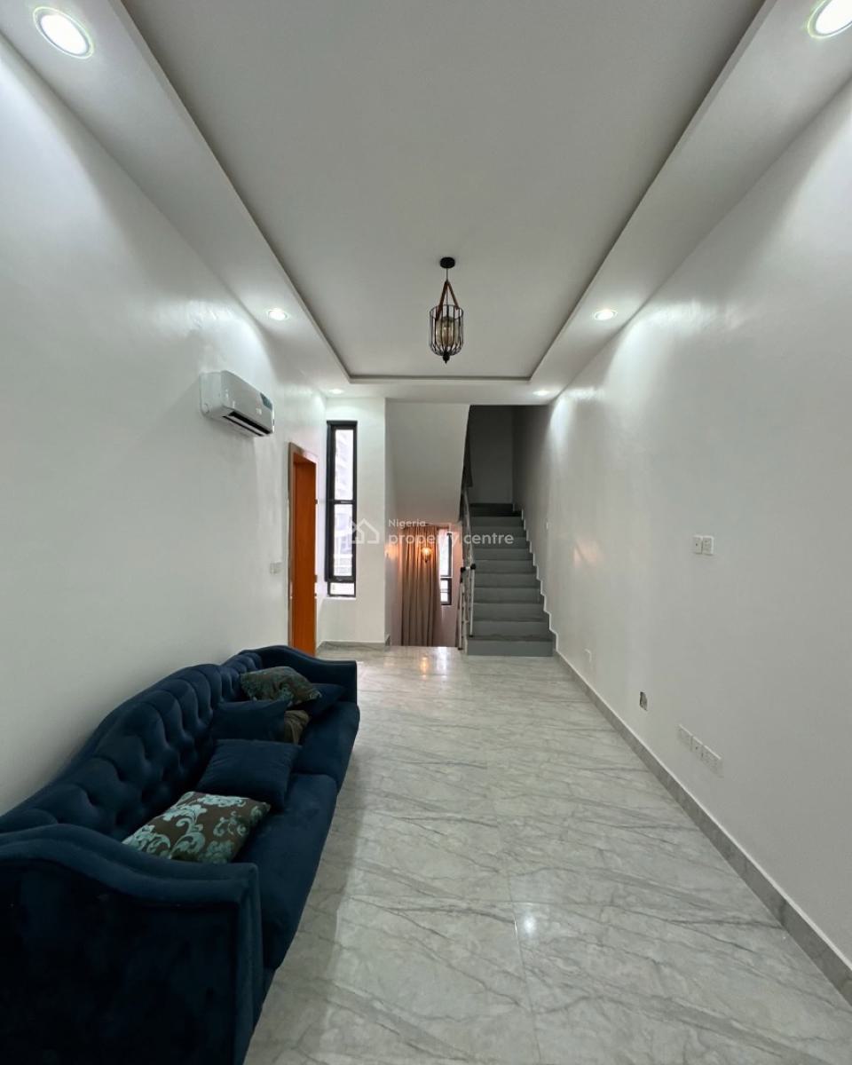 Spacious 4 Bedroom Terrace Duplex with Bq, Lekki Phase 1, Lekki, Lagos, Terraced Duplex for Rent