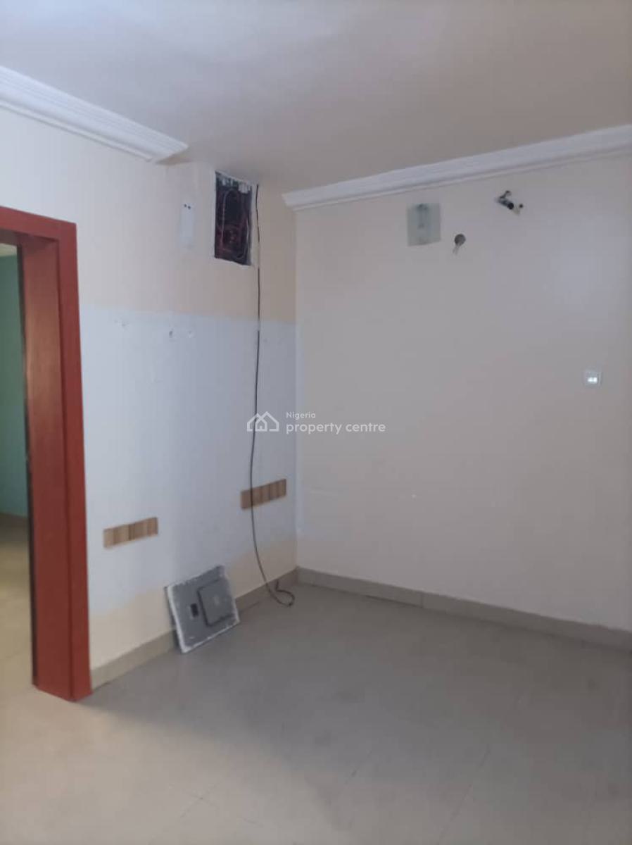 Spacious 3 Bedroom Terrace House with Bq, Off Admiralty Way, Lekki Phase 1, Lekki, Lagos, Terraced Duplex for Rent