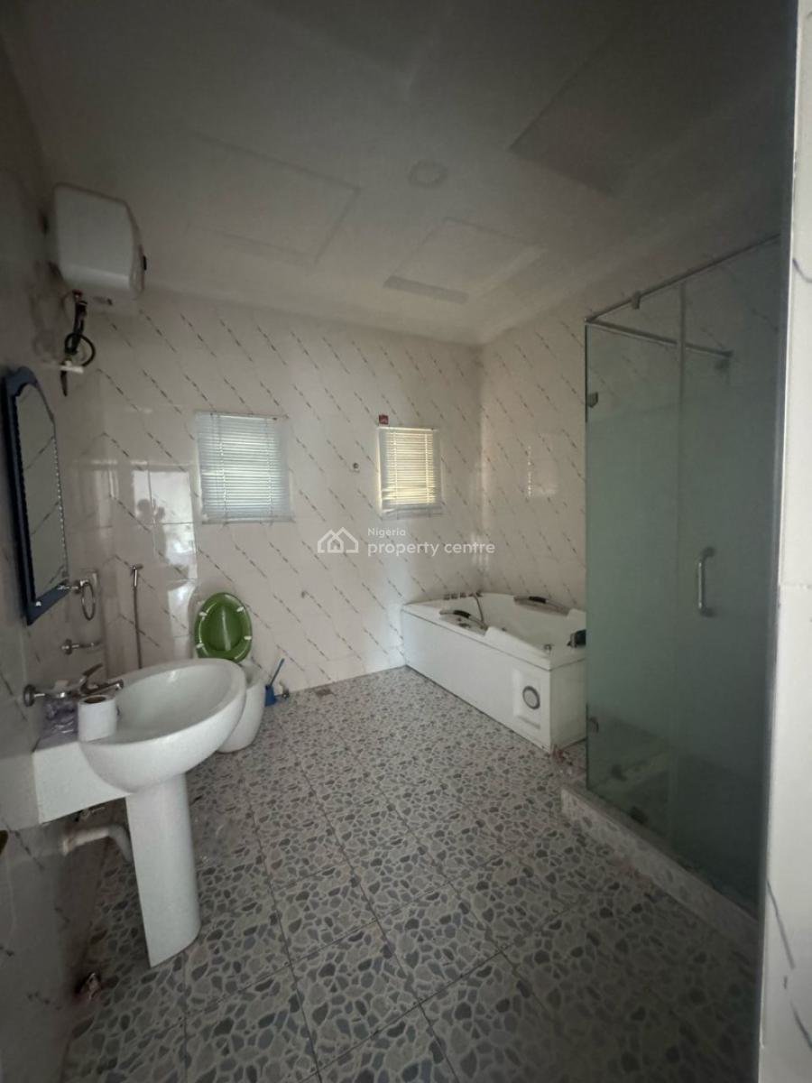 Masters Bedroom Sharing Kitchen Only Self Serviced, Ikota, Lekki, Lagos, Flat / Apartment for Rent