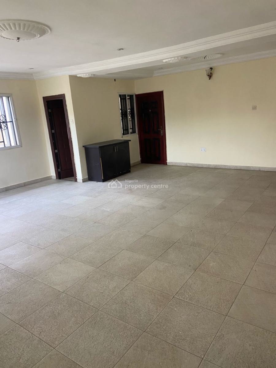 4 Bedroom Flat with Fitted Kitchen, Mobil Road, Ajah, Lagos, Flat / Apartment for Rent