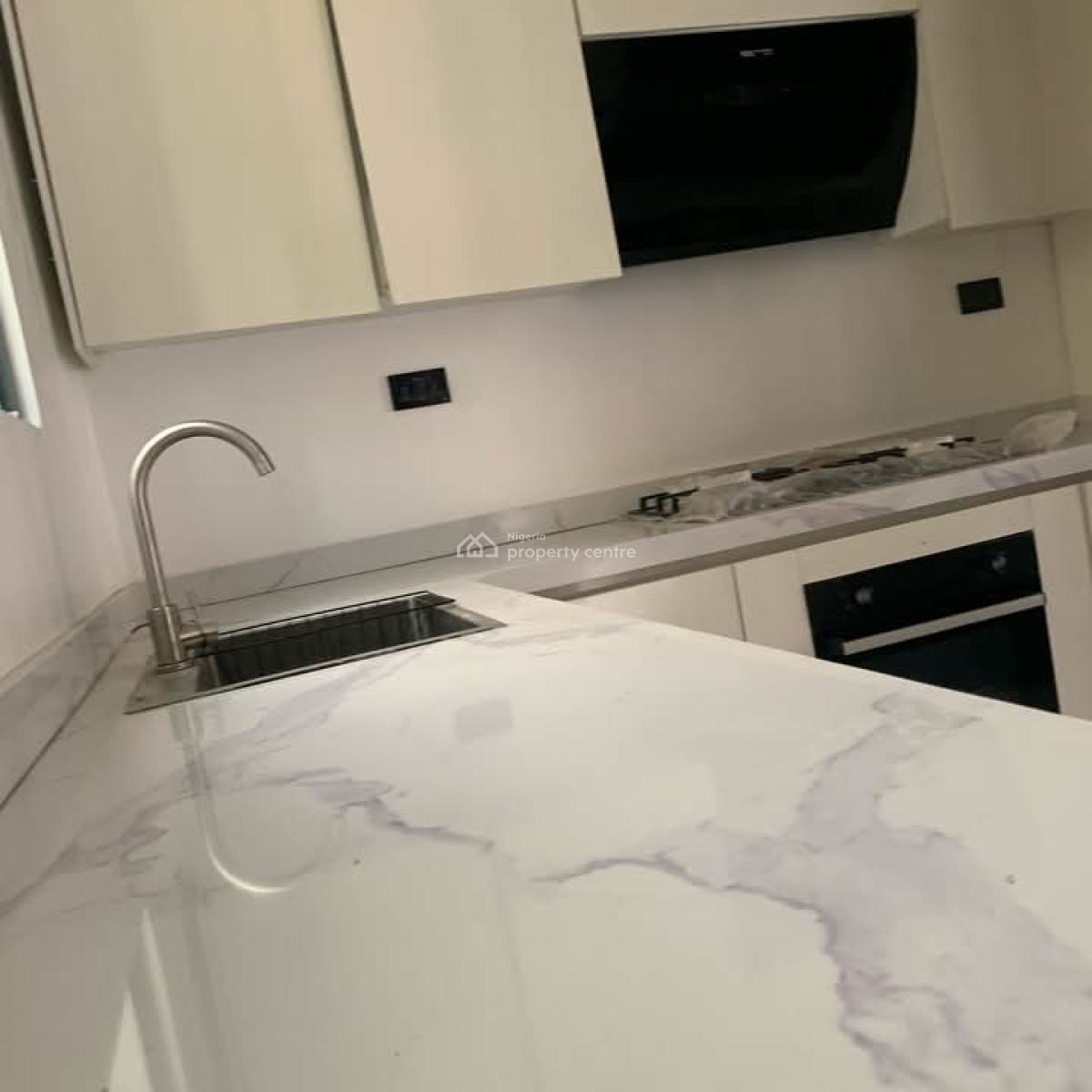 Newly Built 2 Bedroom Apartment with a Bq, Lekki Phase 1, Lekki, Lagos, Flat / Apartment for Sale