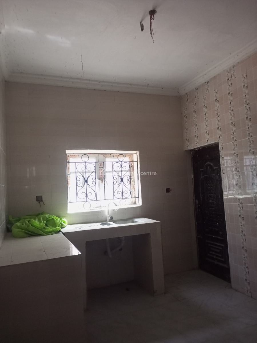 Newly Built 2 Bedroom, Transformer Bucknor Estate, Isolo, Lagos, Flat / Apartment for Rent
