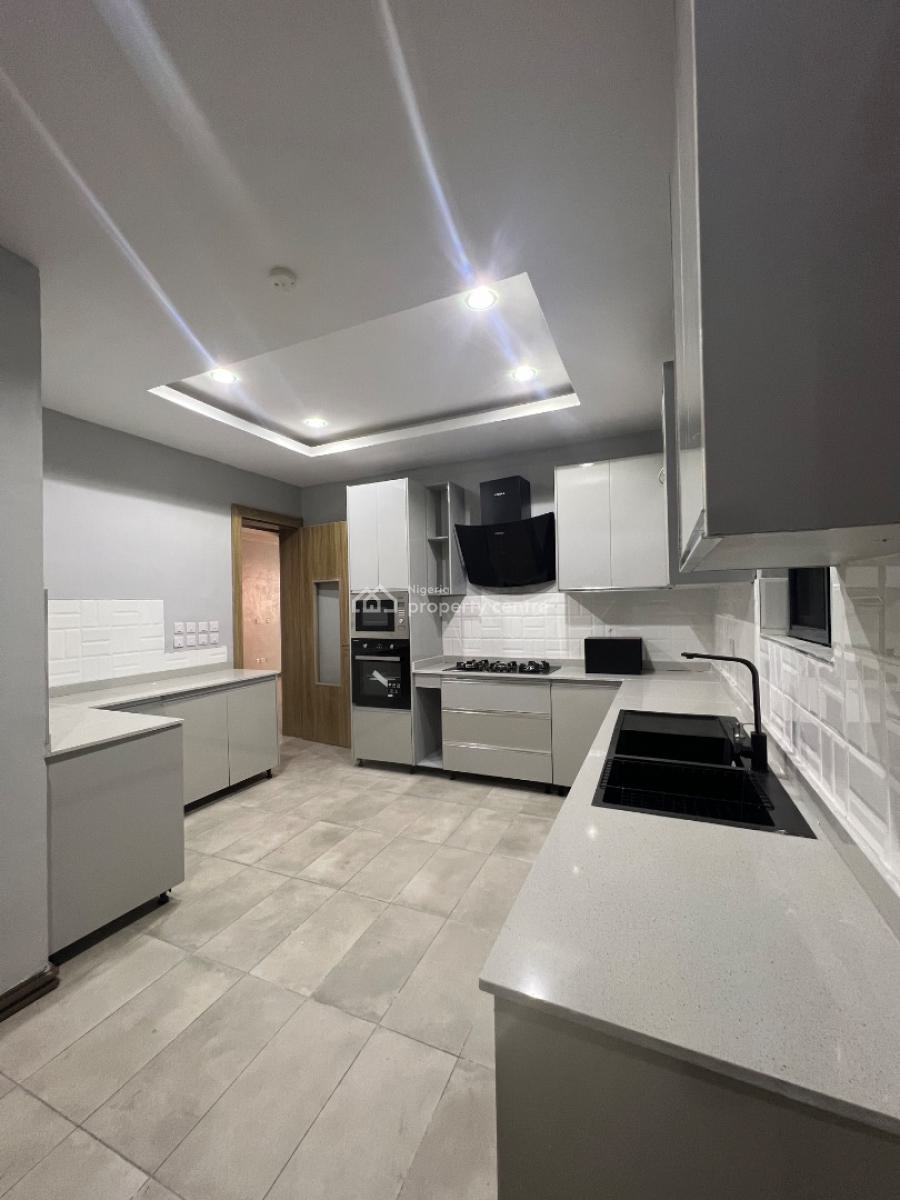4 Edrooms Maisonette, Kunle Ogunba, Lekki Phase 1, Lekki, Lagos, Flat / Apartment for Rent