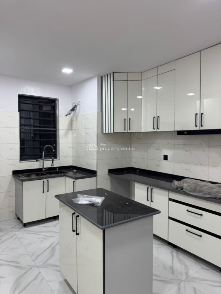 3 Bedrooms Maisonette with a Room Bq, Off Freedom Way, Lekki Phase 1, Lekki, Lagos, House for Rent