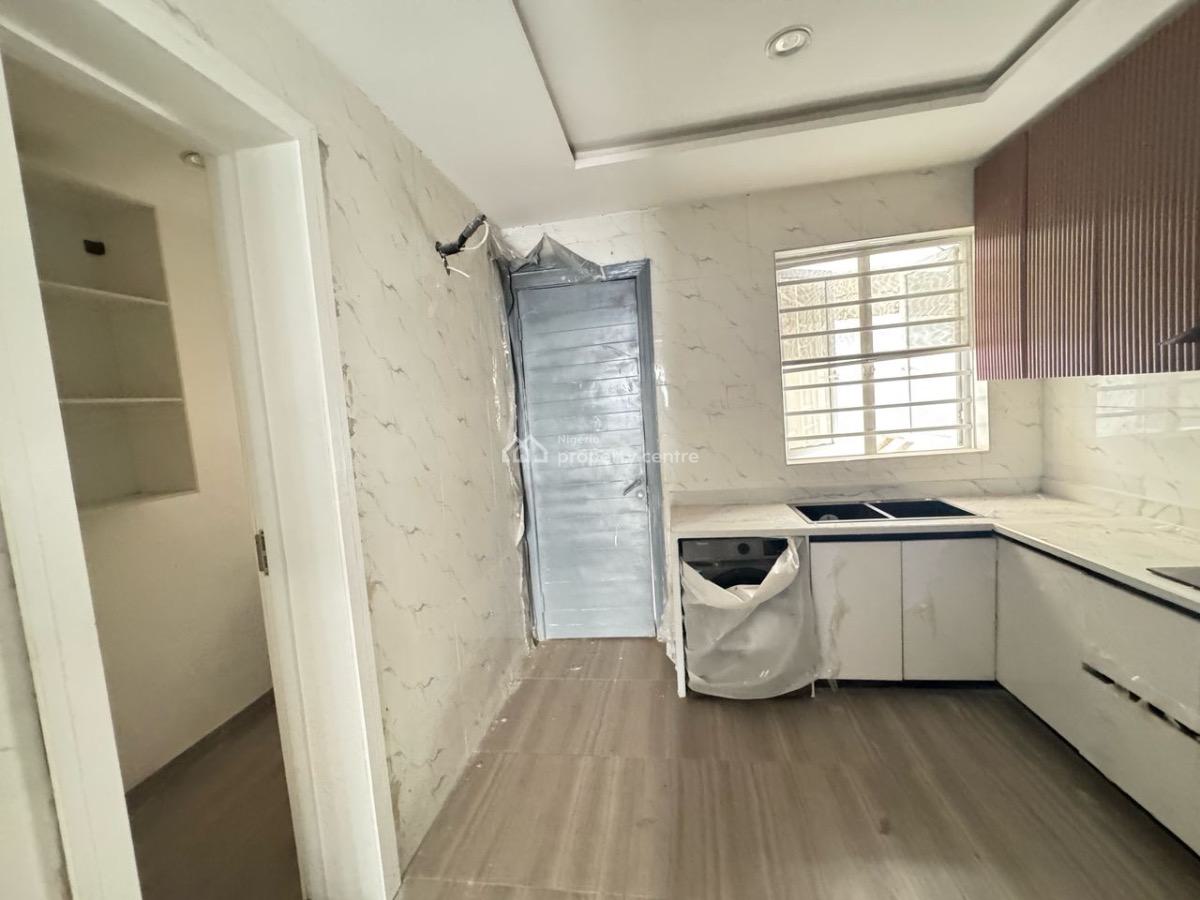 6 Bedroom Fully Detached Duplex with Bq Suitable for Residential, Lekki Phase 1, Lekki, Lagos, Detached Duplex for Sale