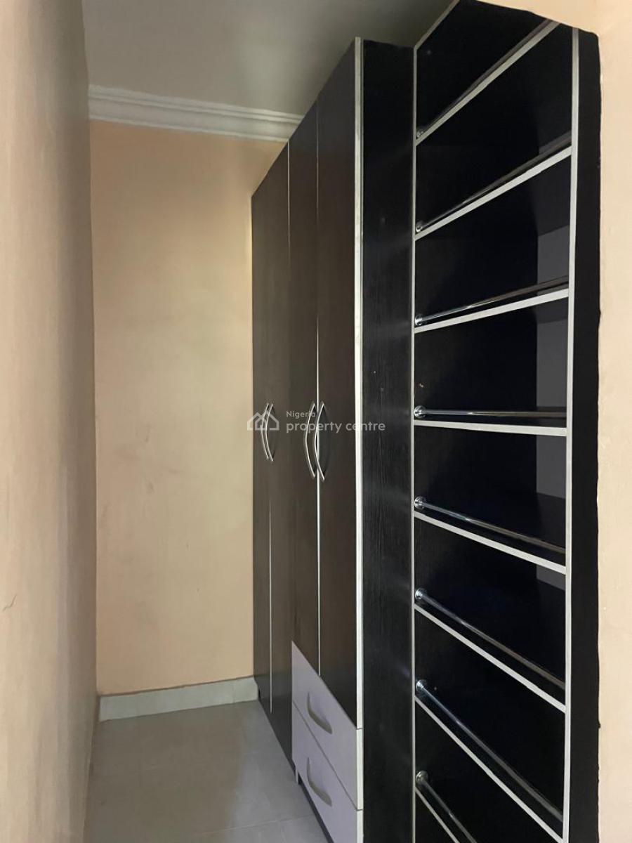 Well Renovated 4 Bedrooms Semi Detached, Along Chevron Drive, Lekki, Lagos, House for Rent