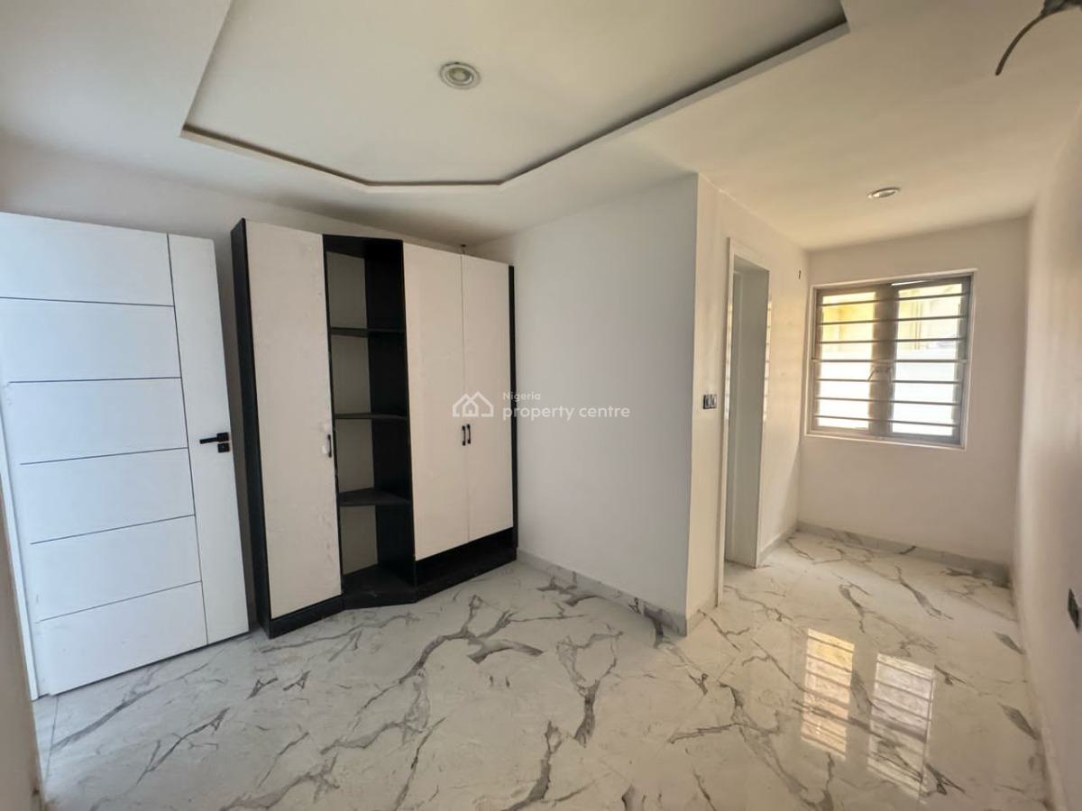 6 Bedroom Detached House with a Room Boys Quarters, Lekki Right, Lekki, Lagos, Detached Duplex for Sale