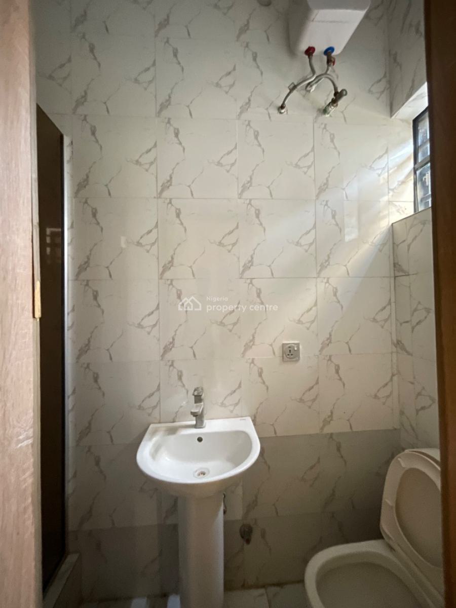 2bedroom Terrace House in Well Standard/ Luxury, Ikota Gra, Lekki, Lagos, Terraced Duplex for Sale
