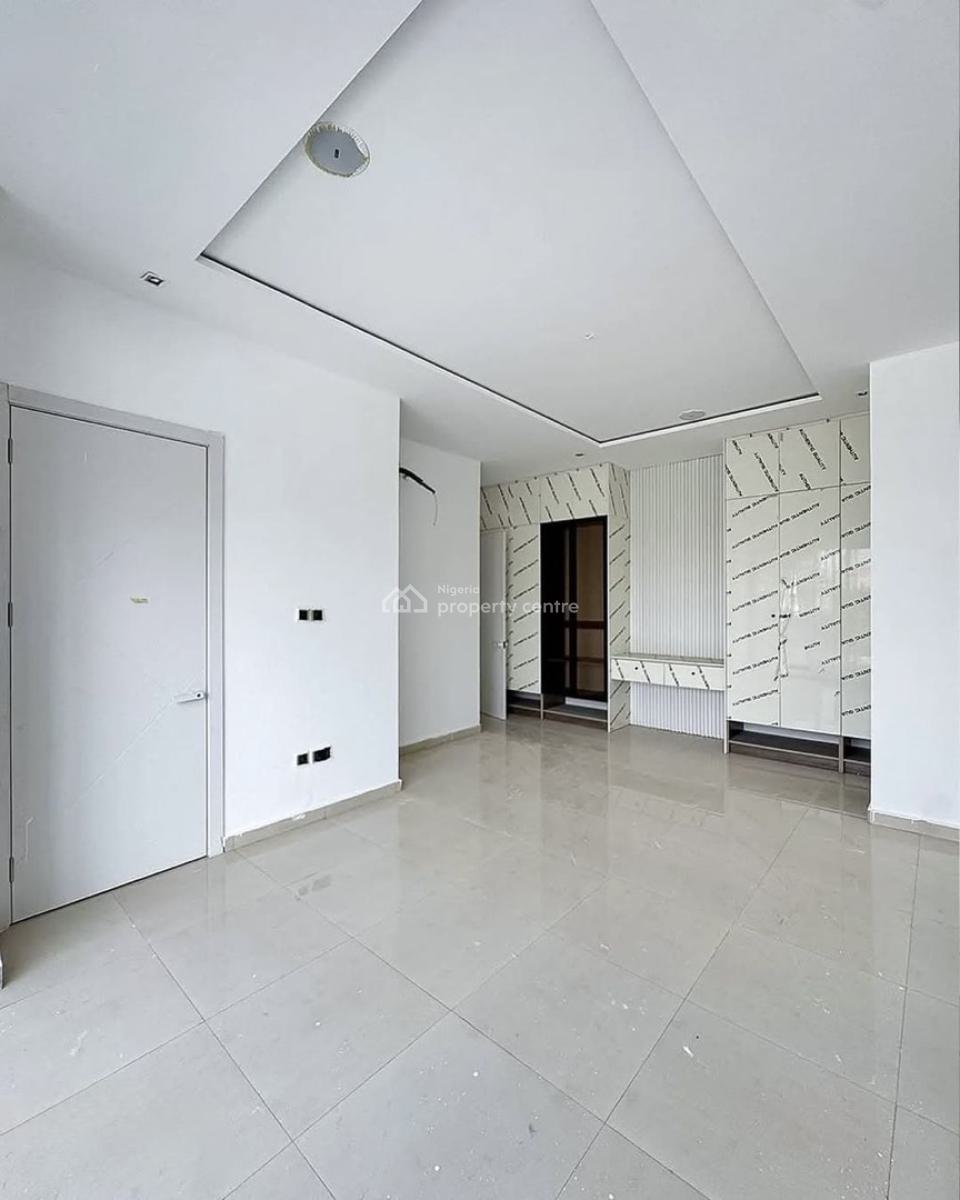 Stunning 3bedroom Apartment Suitable for Comfortable Family Living, Perfect for Shortlet and Rental Income in a Serene Estate in Lekki, Lekki Phase 1, Lekki, Lagos, Block of Flats for Sale