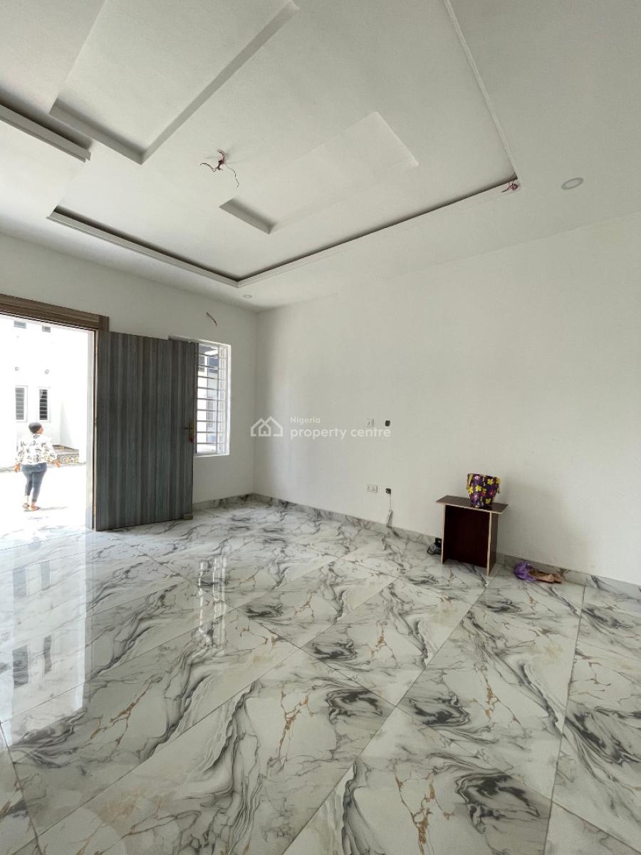 Luxury 2 Bedroom Apartment, Mobil Road, Lekki, Lagos, Flat / Apartment for Sale