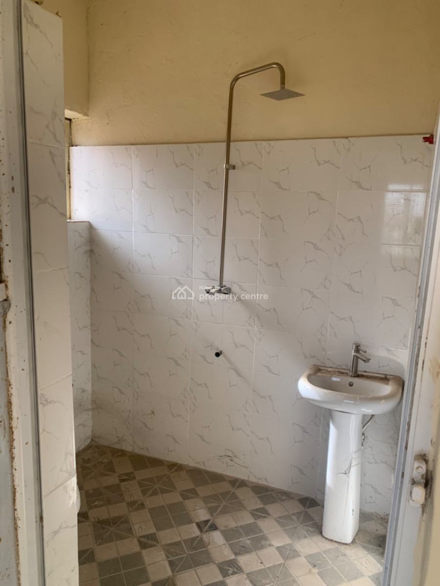 Luxury 2 Bedroom Flat, Gra Phase 1, Magodo, Lagos, Flat / Apartment for Rent