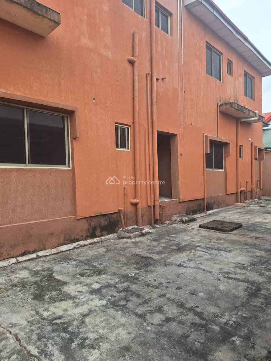 Luxury 3 Bedroom Flat, Gra Phase 1, Magodo, Lagos, Flat / Apartment for Rent