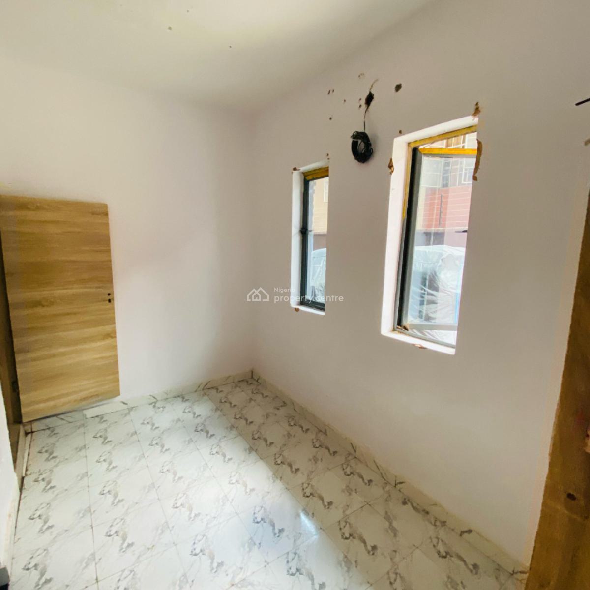 a Room Self Contain Apartment, Shomolu, Lagos, Self Contain (single Rooms) for Rent