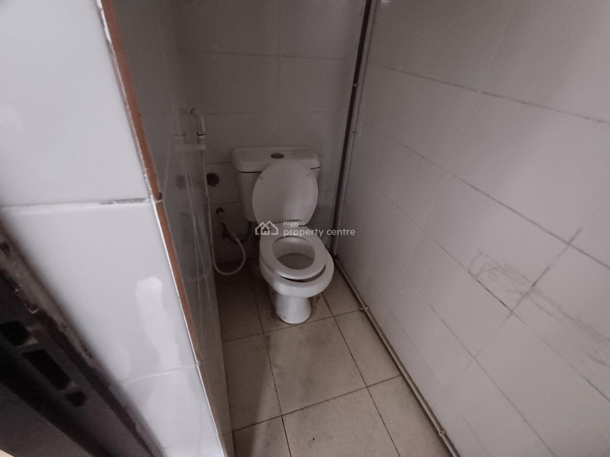 Serviced 25sqm Ensuite Shop/ Office Space on The Third Floor, Wuse 2, Abuja, Office Space for Rent