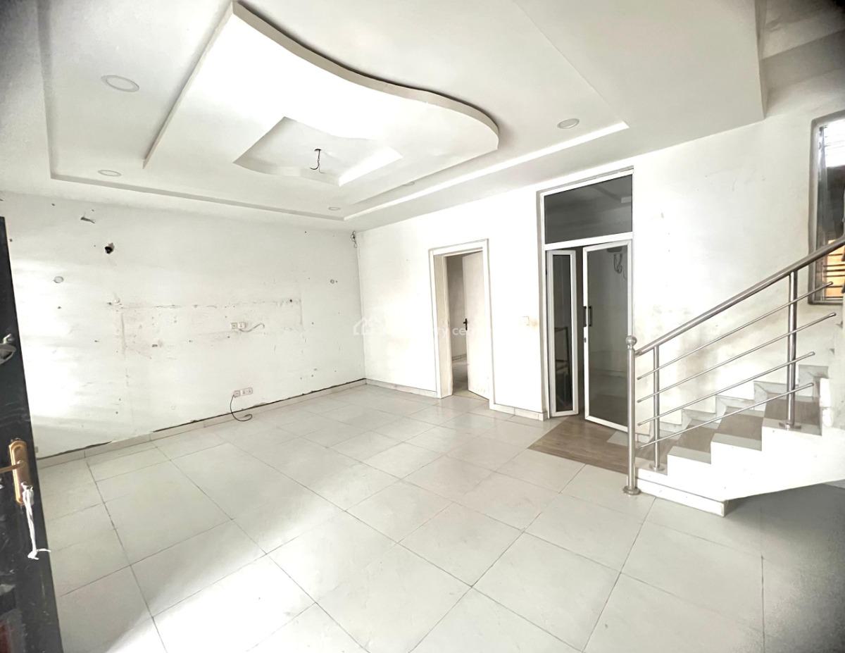 Self Serviced Four Bedrooms Terrace, Ajah, Lagos, Terraced Duplex for Sale