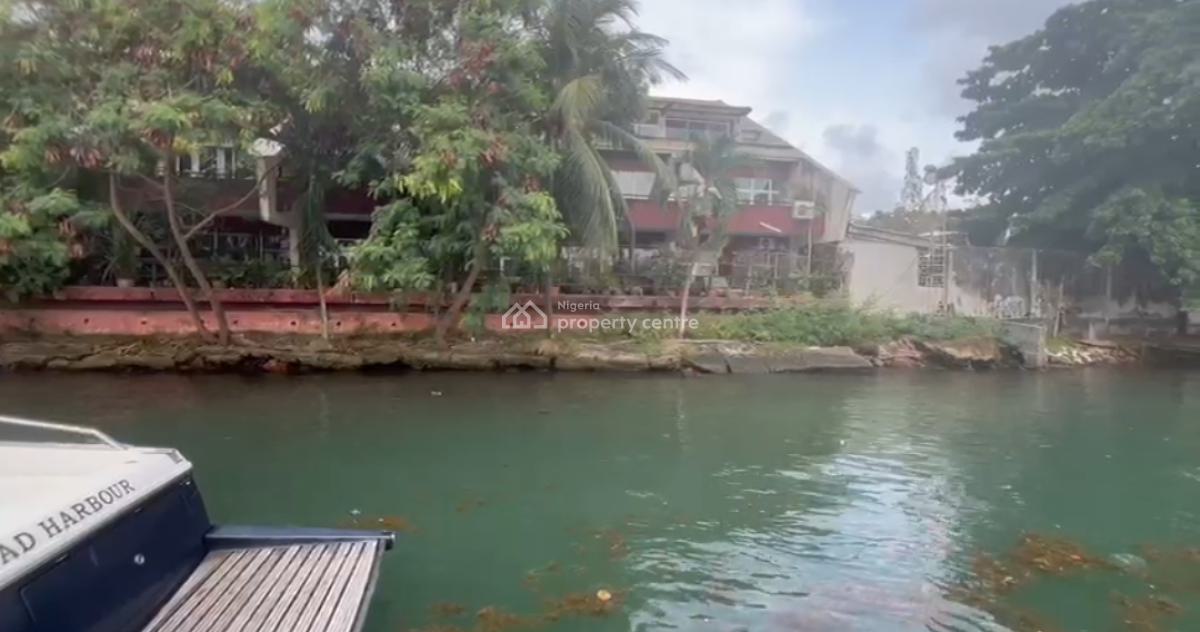 Land: 7,226 Sqm     - on Paper: 5,873 Sqm - *title:* C of O, Walter Carrington, Victoria Island (vi), Lagos, Land for Sale