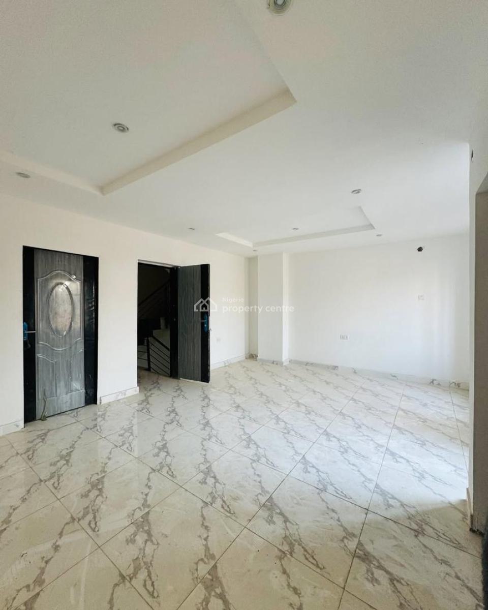 3 Bedroom Townhouse, Ogudu, Lagos, Terraced Duplex for Sale