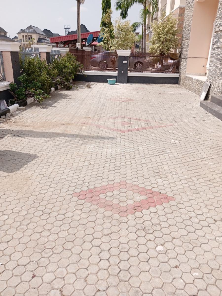 a Well Renovated 4bedroom Terrace Duplex at River Park, River Park, Lugbe District, Abuja, Terraced Duplex for Rent