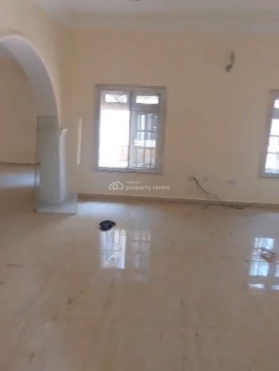 Clean 3 Bedroom Terrace Duplex with Bq(tarred Rd), Mabushi Tarred Rd, Mabushi, Abuja, Terraced Duplex for Rent